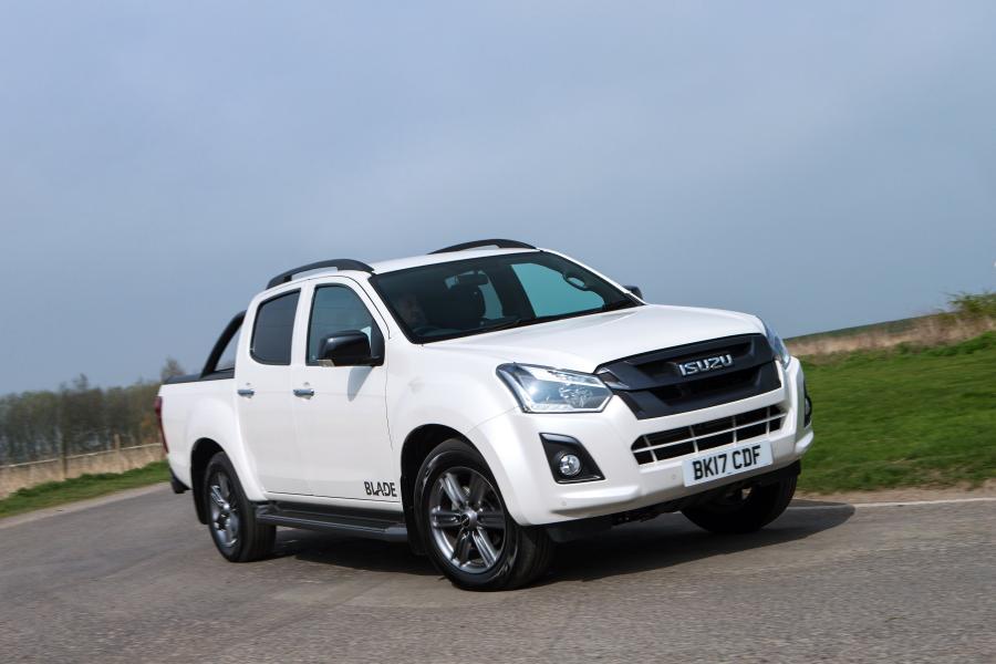  Isuzu D-Max Blade Double Cab 2017 года  (UK) (фото 1 из 52)